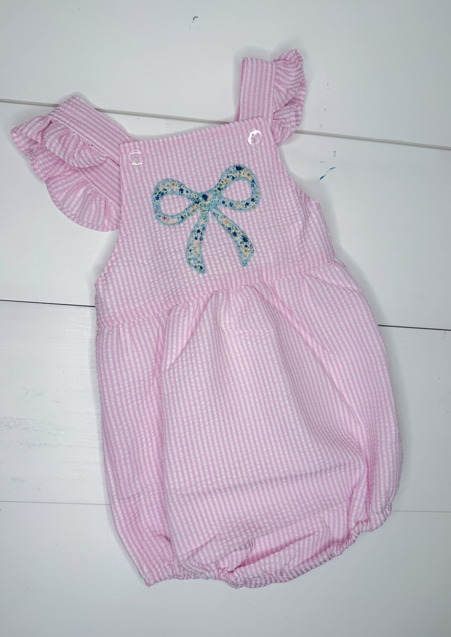 Bow Ruffle Bubble