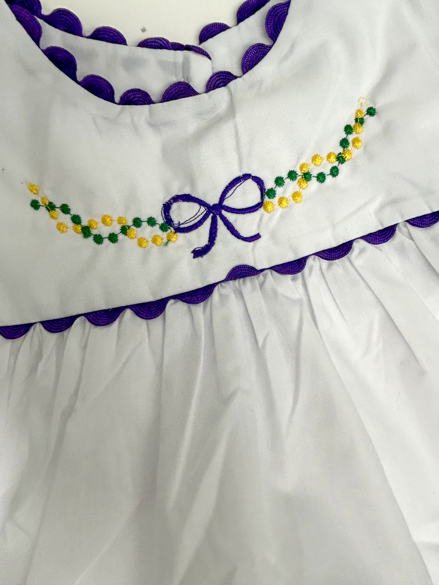 White Mardi Gras Beads Dress 4T - Imperfect