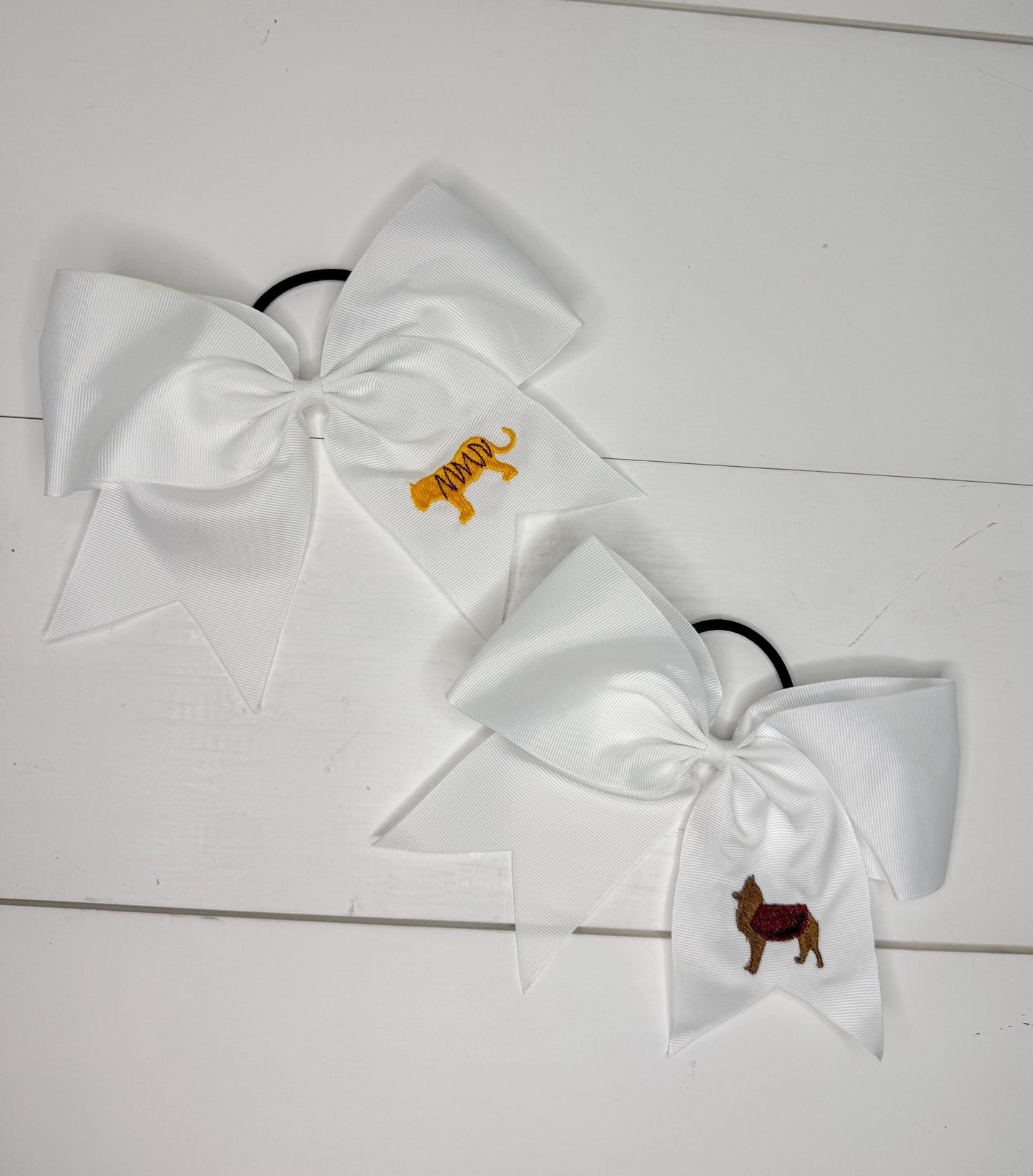 Mascot Gameday Bow